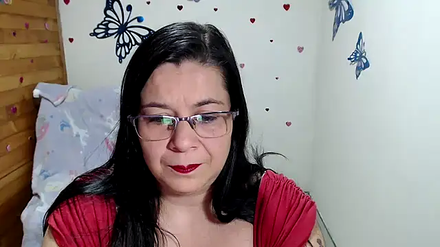 Snapshot of lilisa777 chatting on 09/20/25, 12:33 lilisa777 online show from 09/20/25, 12:33