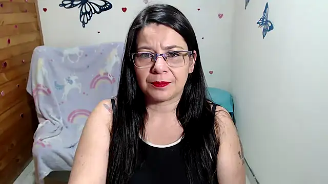 Snapshot of lilisa777 chatting on 10/16/25, 12:33 lilisa777 online show from 10/16/25, 12:33