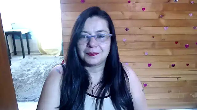 Snapshot of lilisa777 chatting on 11/14/25, 06:06 lilisa777 online show from 11/14/25, 06:06