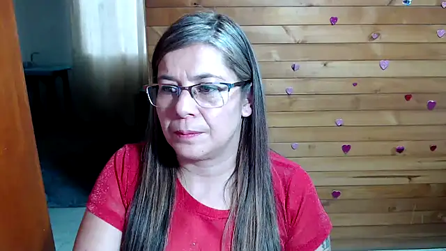 Snapshot of lilisa777 chatting on 11/19/25, 10:10 lilisa777 online show from 11/19/25, 10:10