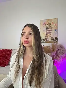 Ashleyjenner  online show from 02/20/26, 12:05