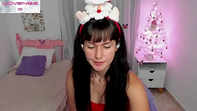 cute roxy online show from 11/23/25, 02:22