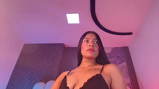 hot dione online show from 04/21/26, 07:17