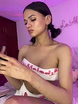 alee lenoxx online show from 03/18/25, 05:52