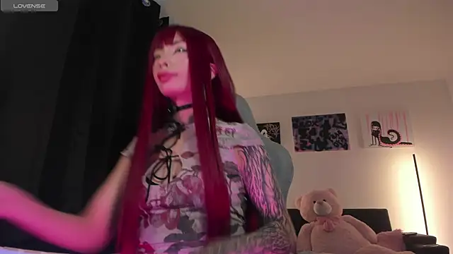Snapshot of satanbabee chatting on 04/30/26, 10:58 satanbabee online show from 04/30/26, 10:58