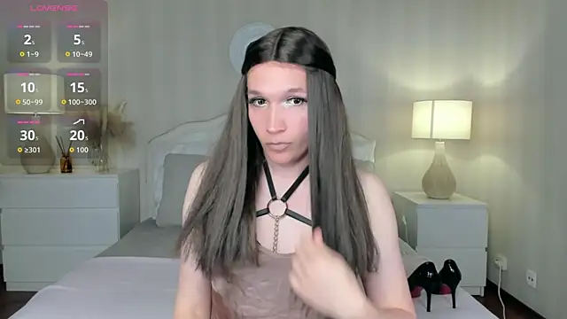 Snapshot of valeriasecret chatting on 05/28/26, 12:13 valeriasecret online show from 05/28/26, 12:13