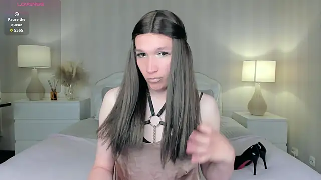 Snapshot of valeriasecret chatting on 06/12/26, 03:49 valeriasecret online show from 06/12/26, 03:49