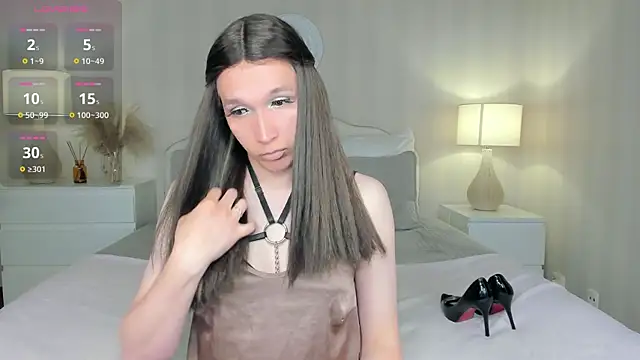 Snapshot of valeriasecret chatting on 07/08/26, 02:05 valeriasecret online show from 07/08/26, 02:05