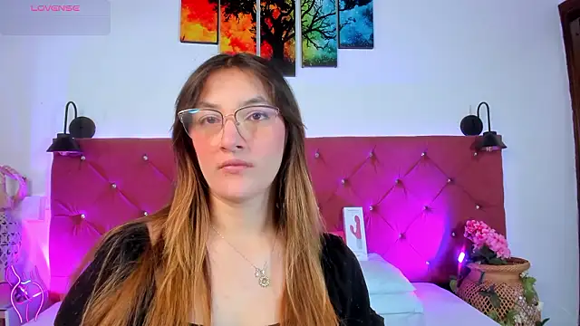 Ruth harvey  online show from 02/03/26, 01:38