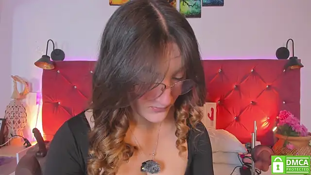 Ruth harvey  online show from 04/07/26, 01:33