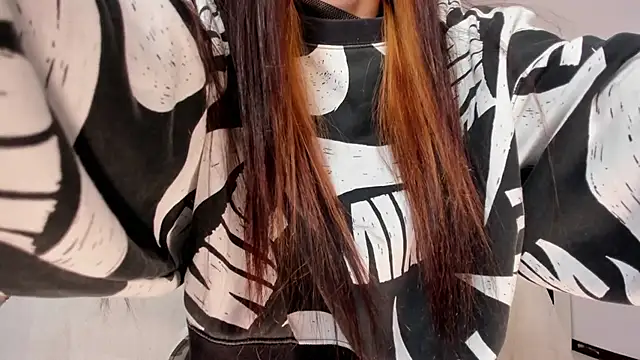 Nicolle foxy online show from 10/17/25, 01:14