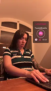 Snapshot of emiliasommer chatting on 10/02/25, 07:54 emiliasommer online show from 10/02/25, 07:54