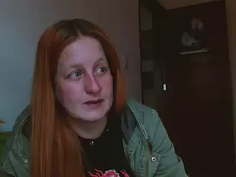 ViioletaMora online show from 11/28/25, 09:28