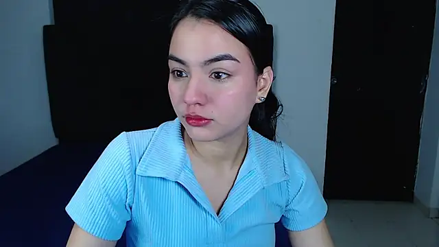 Ariel Zeo1 online show from 04/01/26, 07:22