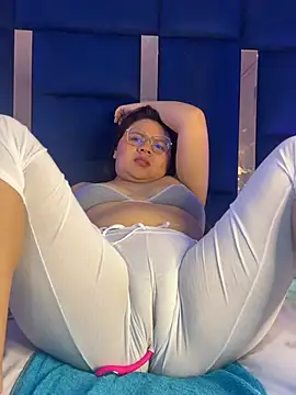 alice love052 online show from 04/24/26, 04:26