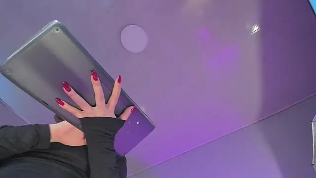 Snapshot of Hannah_Borbon chatting on 02/20/25, 05:01 Hannah Borbon online show from 02/20/25, 05:01