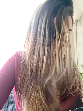 maliciaworld online show from 02/04/25, 08:06