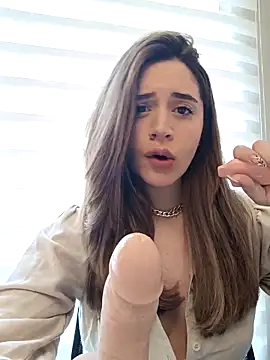 maliciaworld online show from 03/08/25, 06:05