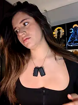 maliciaworld online show from 04/24/26, 05:04