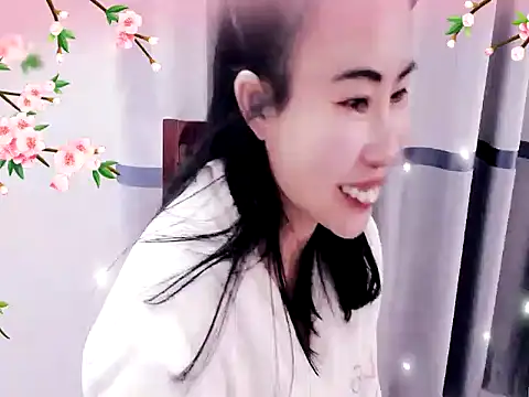 xiaoxuer online show from 12/13/24, 06:31