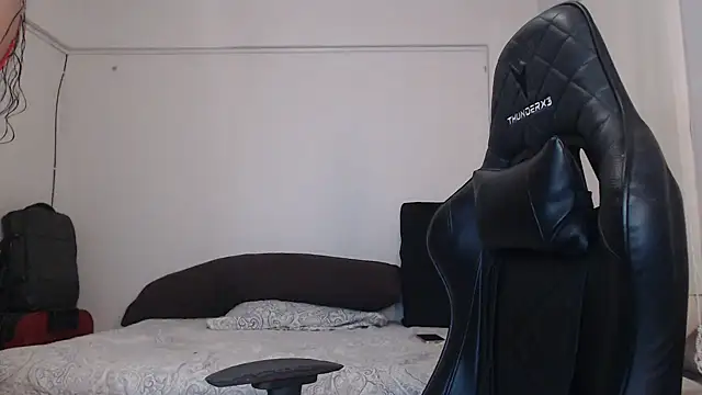 Snapshot of ssavanna chatting on 12/14/24, 09:13 ssavanna online show from 12/14/24, 09:13