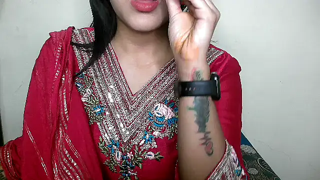 Snapshot of Princess_noorjahan chatting on 01/10/25, 08:26 Princess noorjahan online show from 01/10/25, 08:26