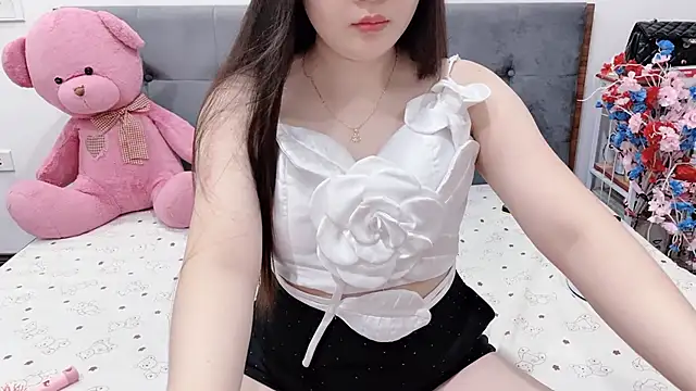 Funikio online show from 06/08/26, 01:20