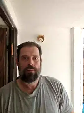 Snapshot of zefside42 chatting on 11/03/25, 12:06 zefside42 online show from 11/03/25, 12:06