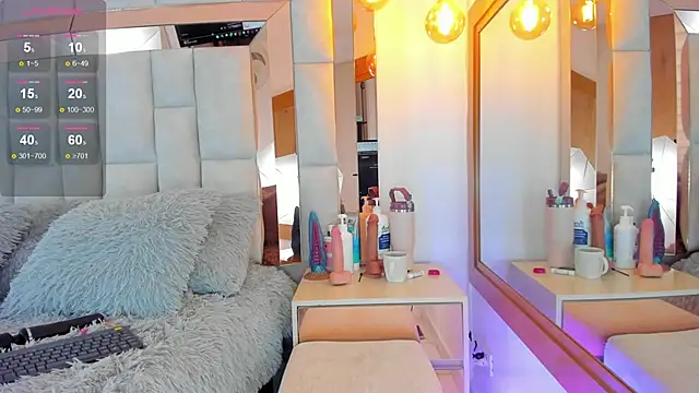 Snapshot of Salomethompson- chatting on 02/24/25, 07:09 Salomethompson- online show from 02/24/25, 07:09