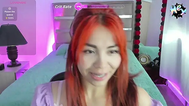 Snapshot of Aylinn_diaz chatting on 11/19/25, 02:17 Aylinn diaz online show from 11/19/25, 02:17