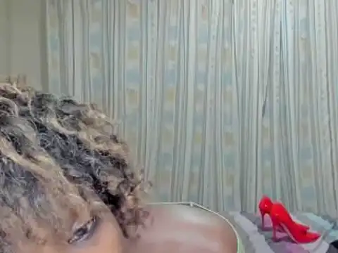 AfricanSquirtingQueen online show from 10/12/25, 06:40