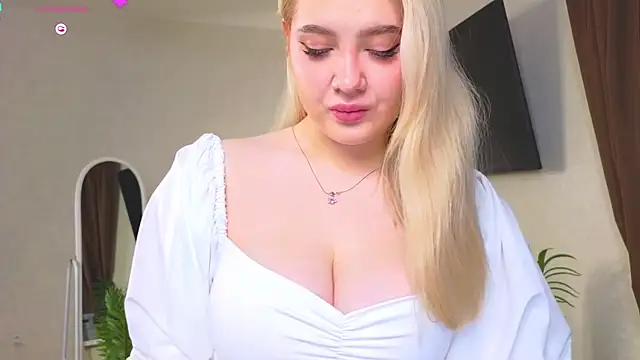 oliviabr0wn0 online show from 04/05/26, 02:09