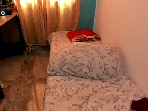 MonicaGarcia  online show from 01/07/25, 05:09