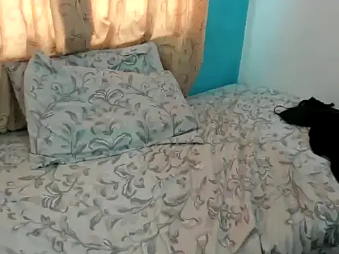 MonicaGarcia  online show from 03/18/25, 08:26