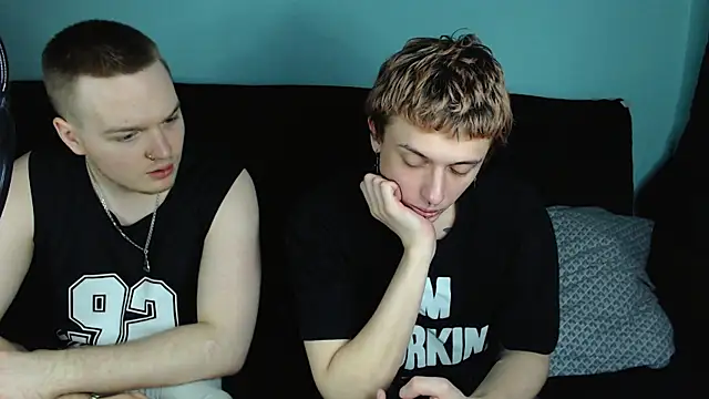 Snapshot of axxxturel chatting on 01/07/25, 09:46 axxxturel online show from 01/07/25, 09:46