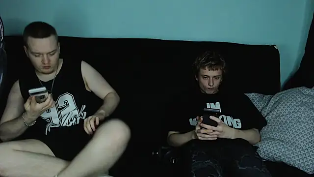 Snapshot of axxxturel chatting on 01/08/25, 12:49 axxxturel online show from 01/08/25, 12:49