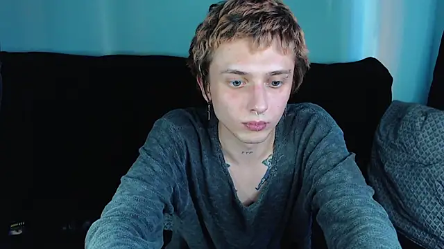 Snapshot of axxxturel chatting on 01/10/25, 07:25 axxxturel online show from 01/10/25, 07:25