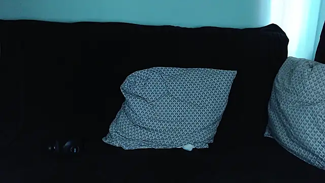 Snapshot of axxxturel chatting on 01/10/25, 10:28 axxxturel online show from 01/10/25, 10:28