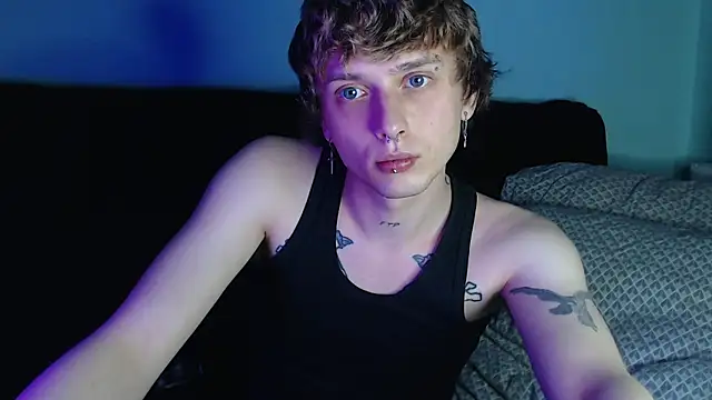 Snapshot of axxxturel chatting on 03/18/25, 09:43 axxxturel online show from 03/18/25, 09:43