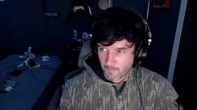 Stix Zadinia online show from 12/15/25, 03:00