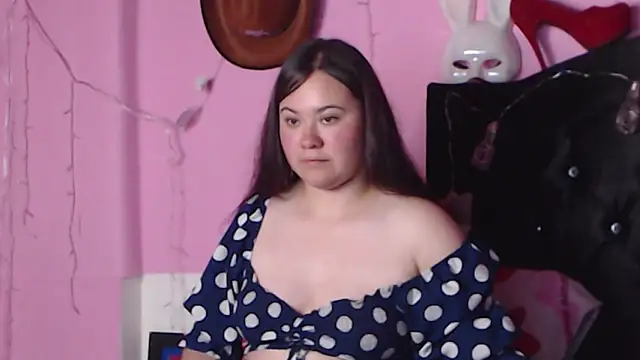 NikkiRous  online show from 01/24/25, 04:28