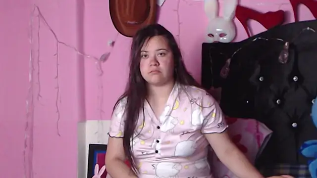 NikkiRous  online show from 01/25/25, 11:34