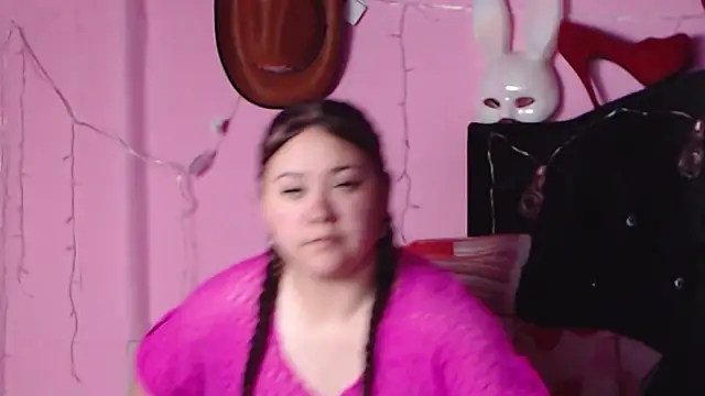 NikkiRous  online show from 01/27/25, 04:43