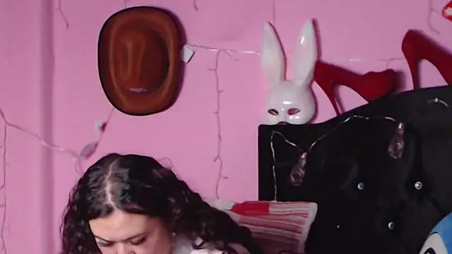 NikkiRous  online show from 01/29/25, 04:30