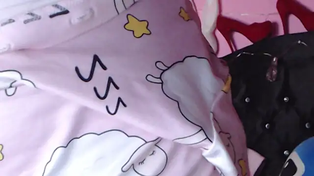 NikkiRous  online show from 01/30/25, 02:04