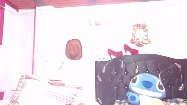 NikkiRous  online show from 02/05/25, 02:05