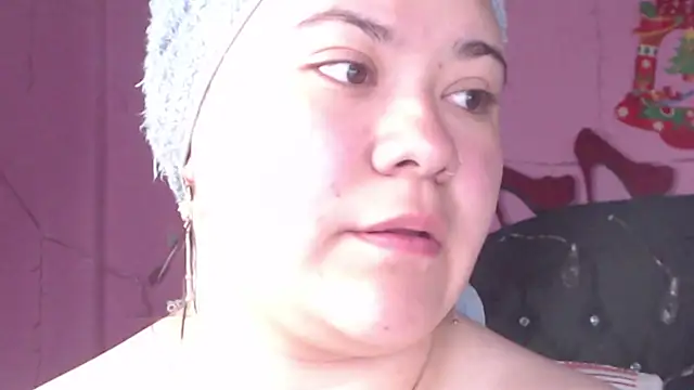 NikkiRous  online show from 02/08/25, 12:28