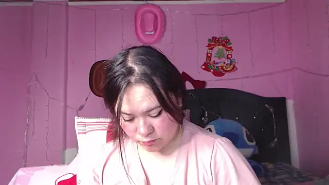 NikkiRous  online show from 02/15/25, 03:28