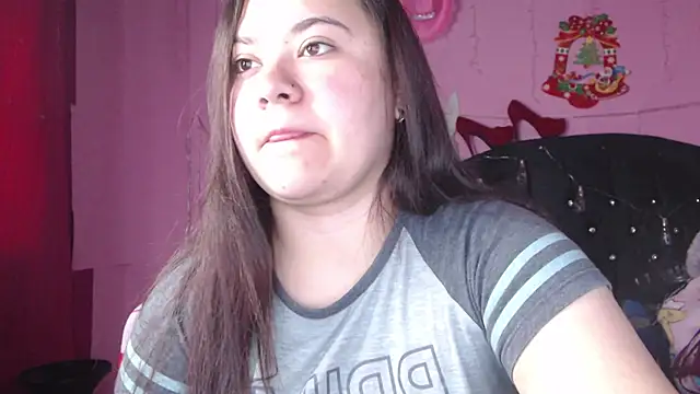 NikkiRous  online show from 02/25/25, 12:45