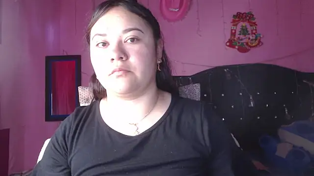 NikkiRous  online show from 09/22/25, 12:40